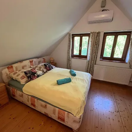 Holiday home Badacsony Labanal Privat Vendeghaz *